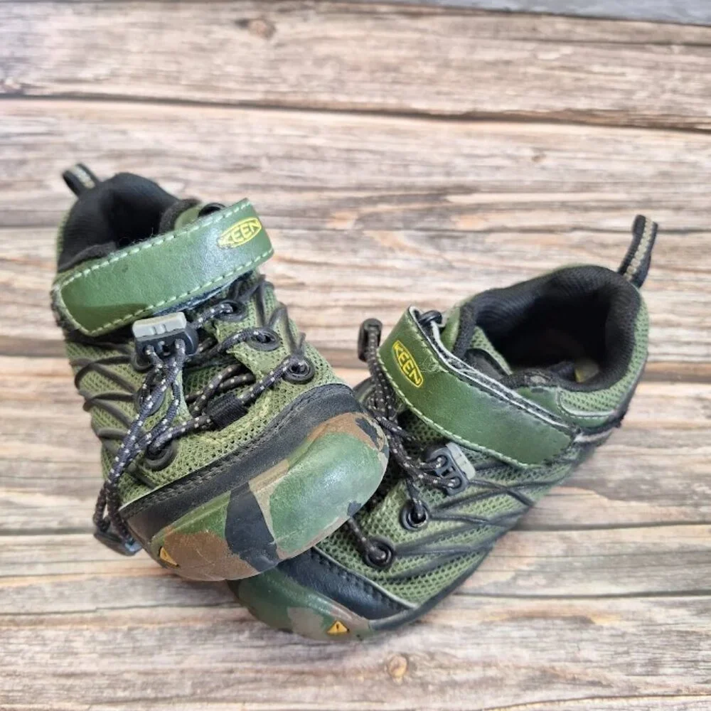 Kids Keen Shoe Camo Green Size 8